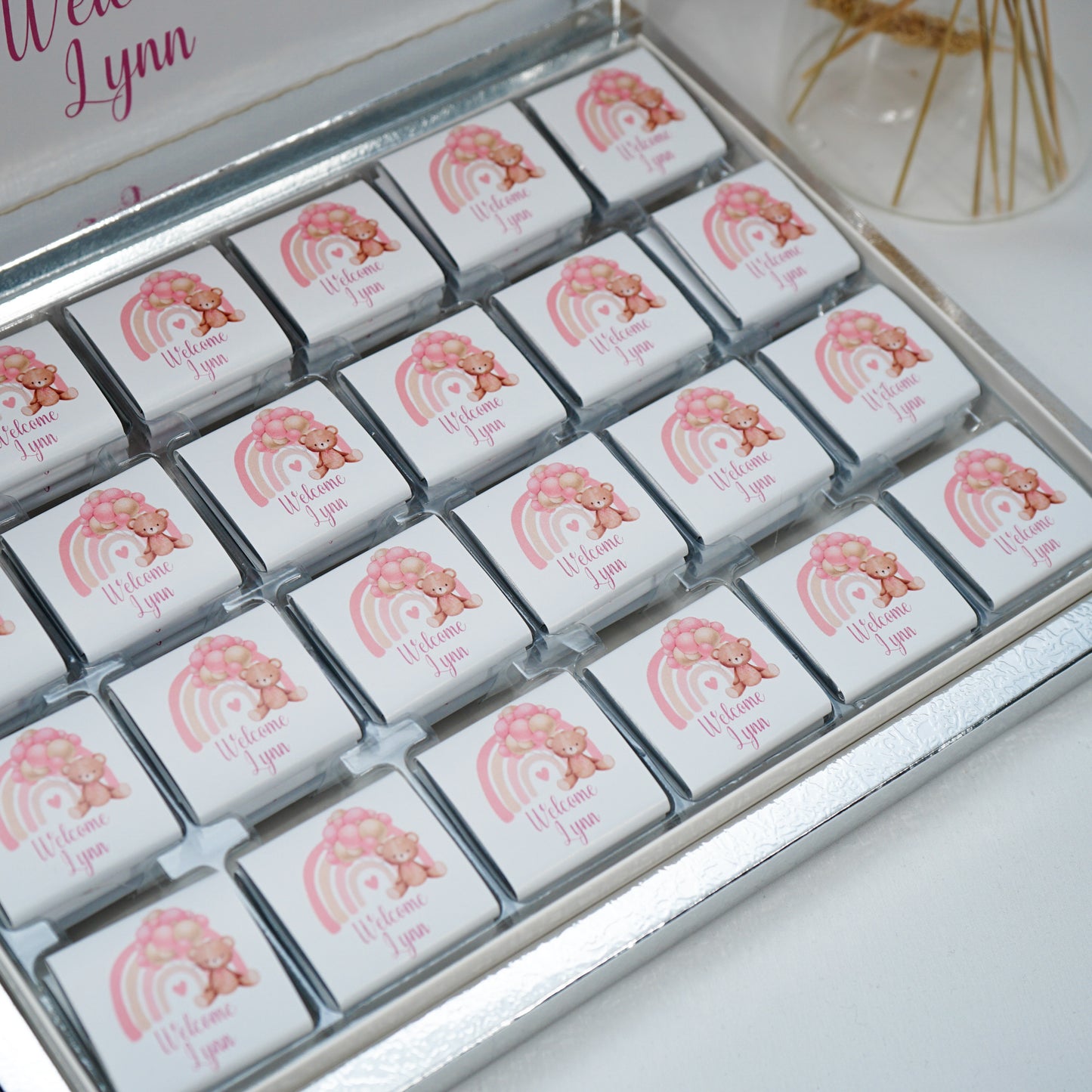 Schokobox Personalisiert - Pinker Regenbogen Teddy