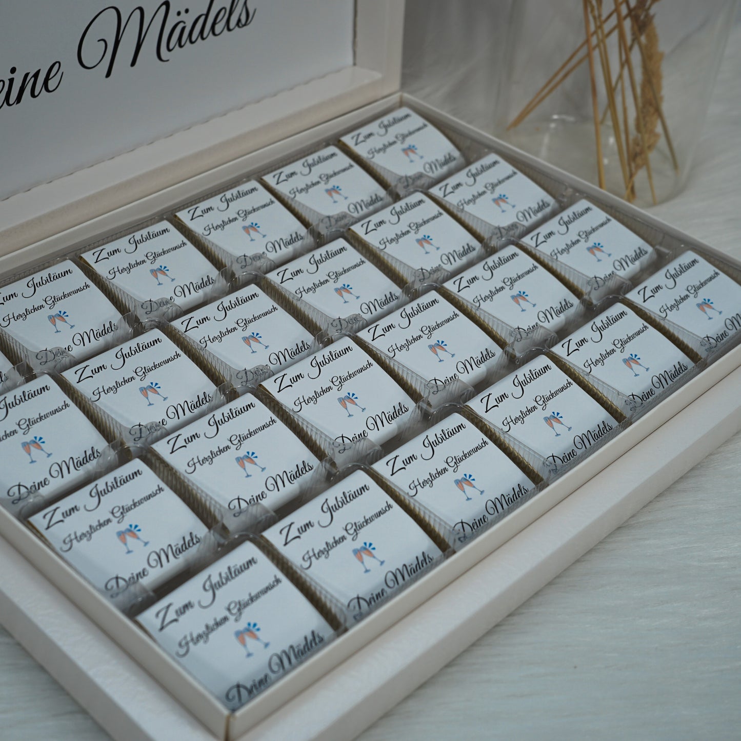 Personalized Chocolate Box - Thank You Motif