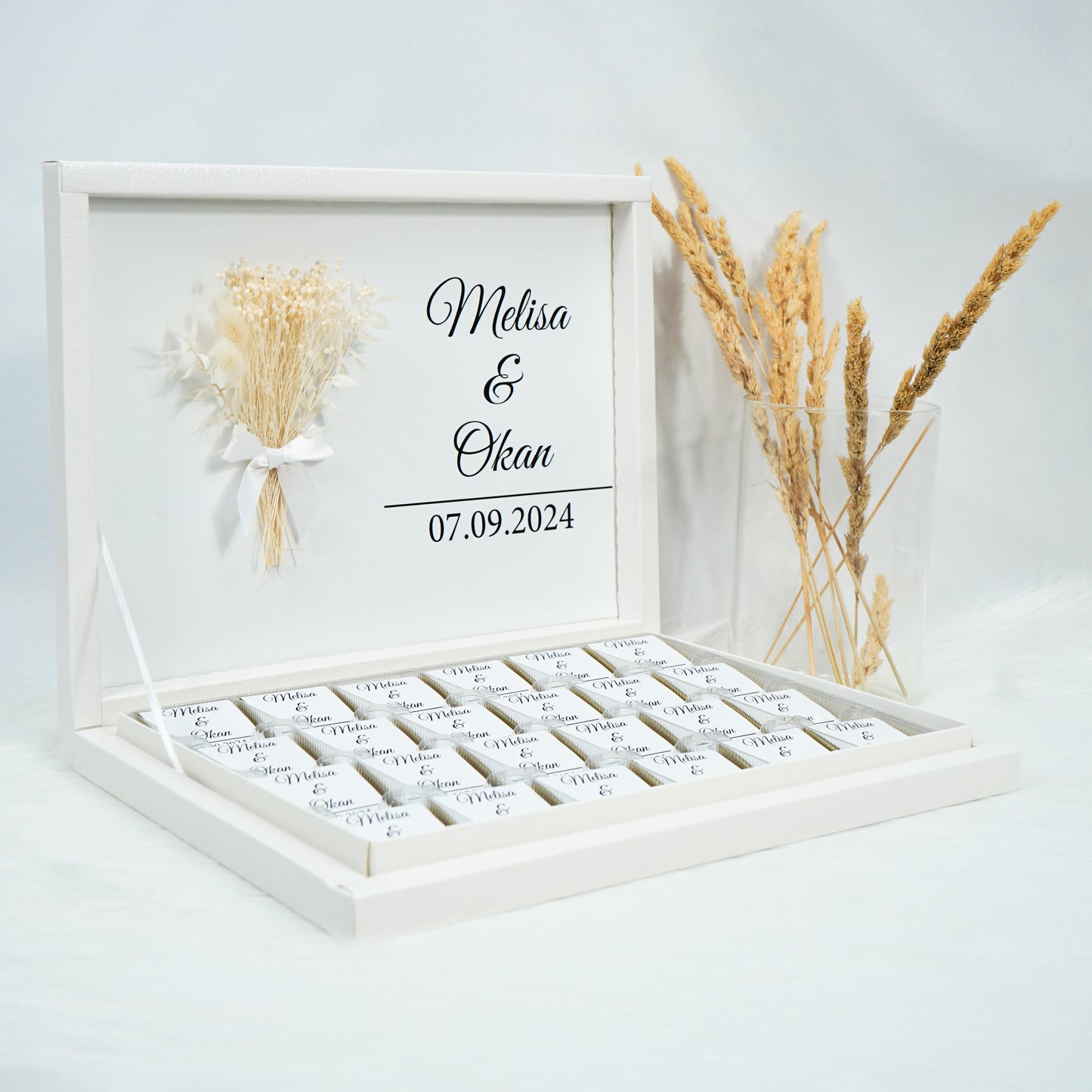 Schokobox Personalisiert - White Elegance Love