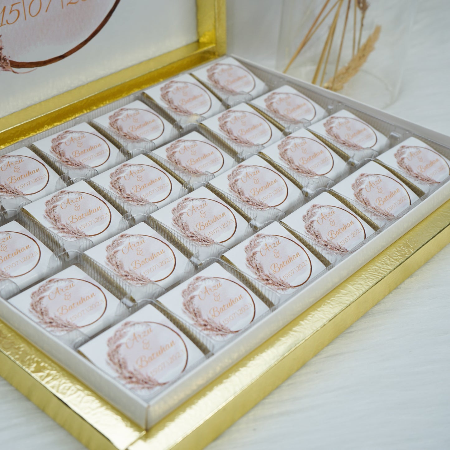Schokobox Personalisiert - Golden Pampas Love