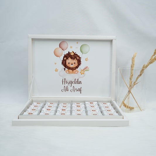 Schokobox Personalisiert - Baby Löwe & Ballons