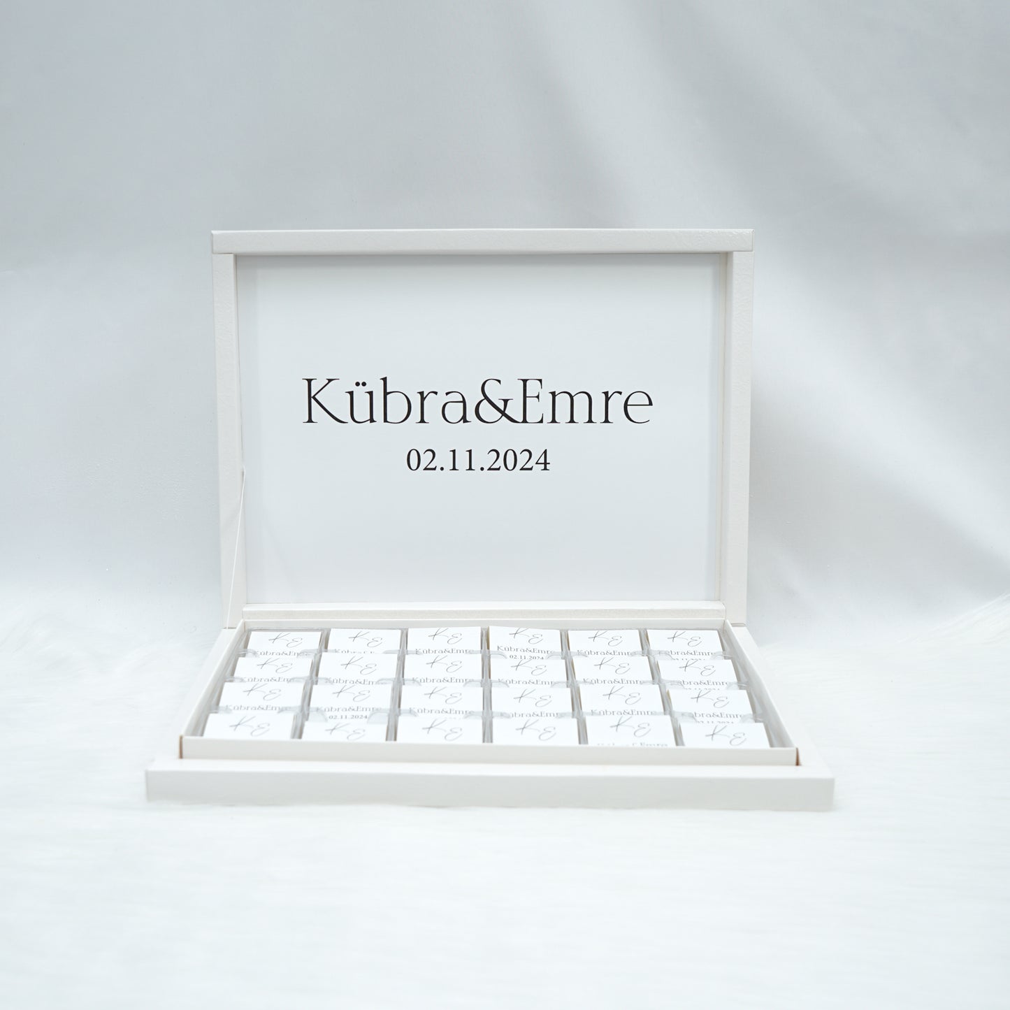 Schokobox Personalisiert - Minimalist Love