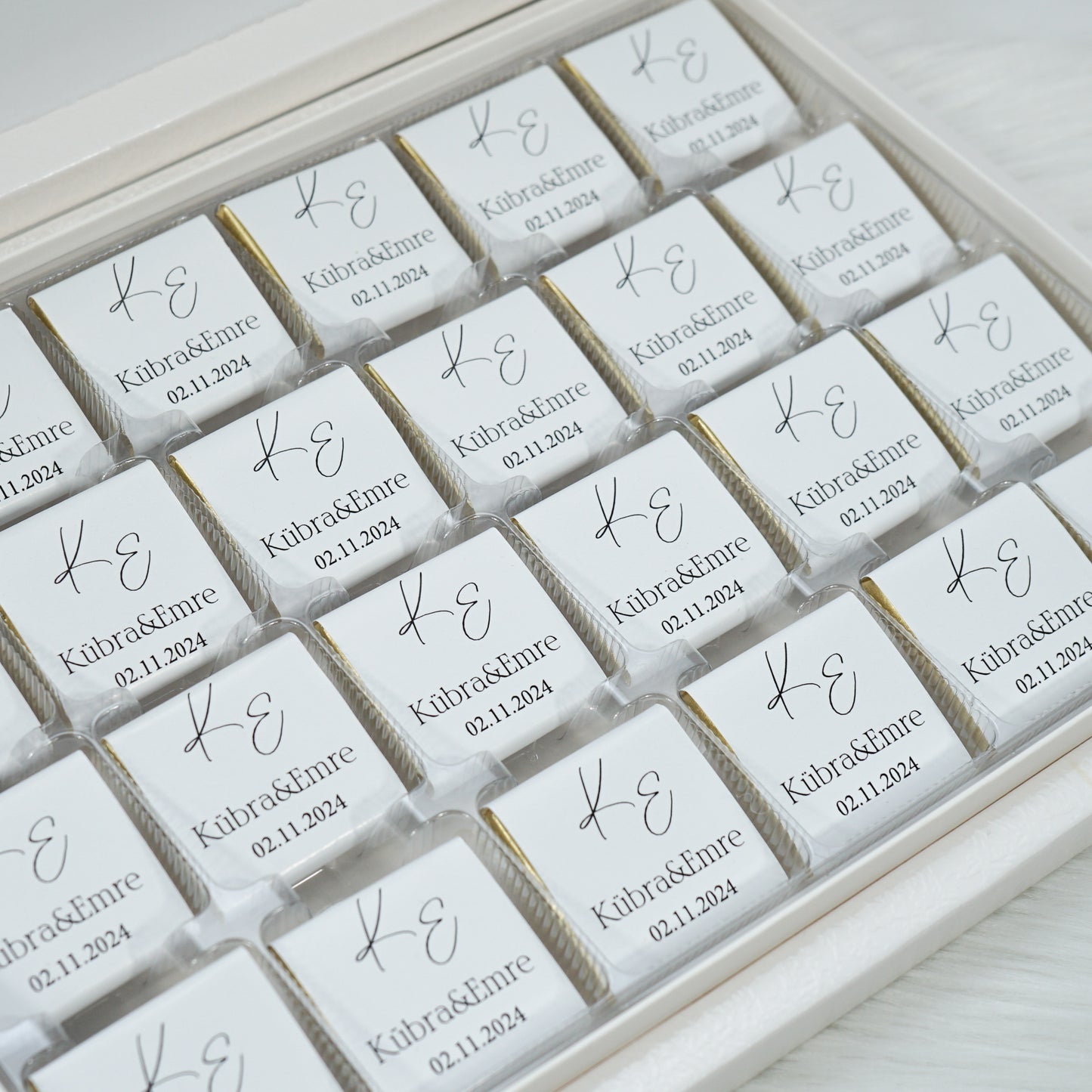 Schokobox Personalisiert - Minimalist Love