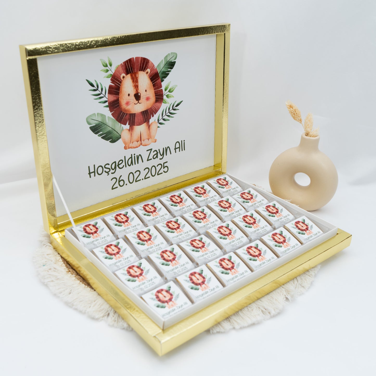Schokobox Personalisiert - Babylöwe Safari