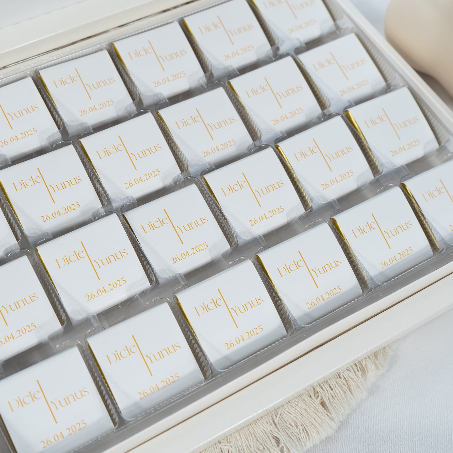 Schokobox Personalisiert - Royal Golden & Perlen