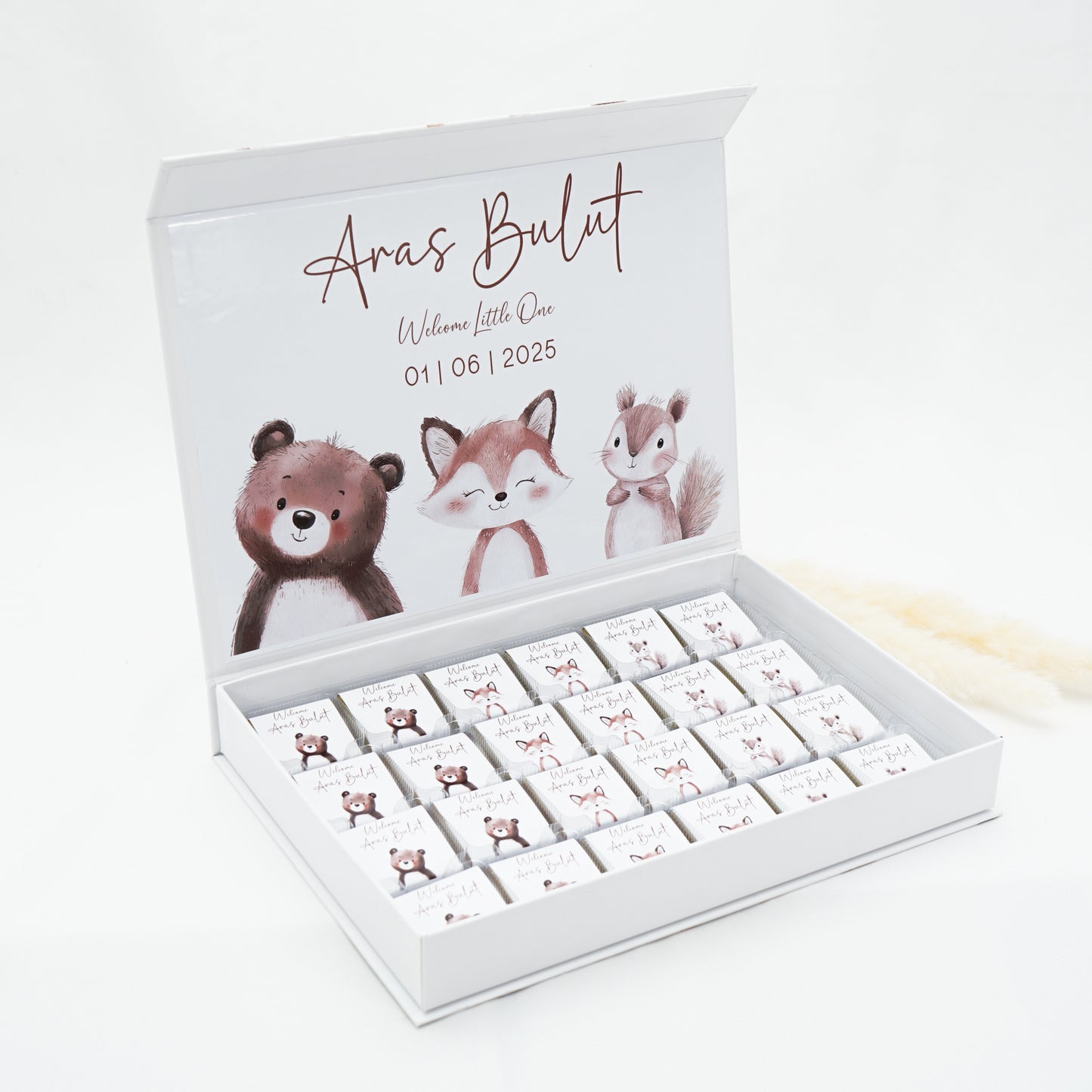 Premium Schokobox personalisiert- Blauer Teddy im Auto