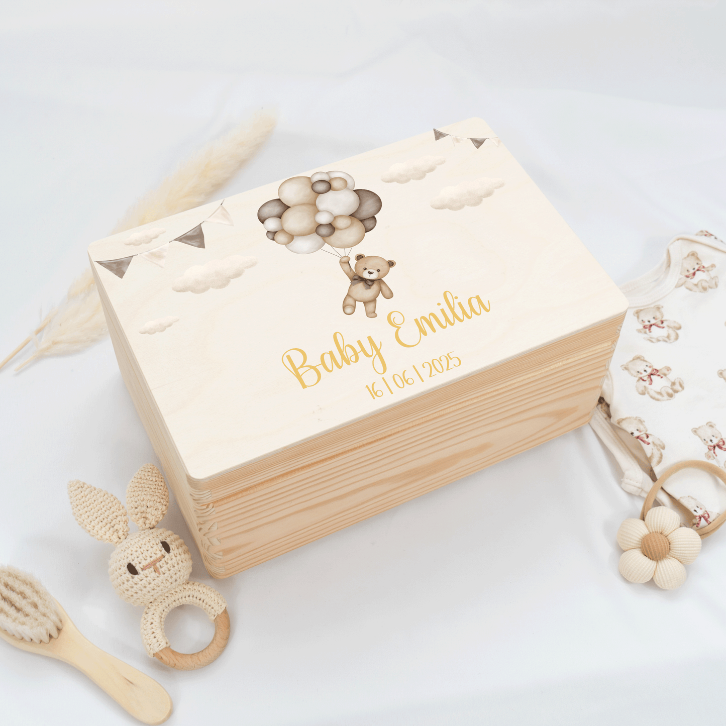 Personalisierte Erinnerungskiste - Beige Teddy & Girlanden
