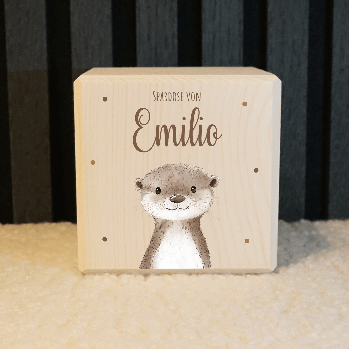 Personalisierte Spardose aus Holz - Otter