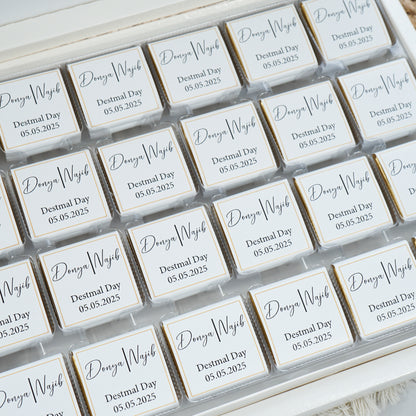 Schokobox Personalisiert - Endless Love & Schleierkraut