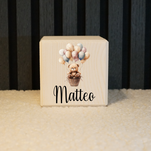 Personalisierte Spardose aus Holz - Teddybär & Luftballons