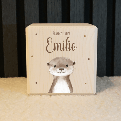 Personalisierte Spardose aus Holz - Otter