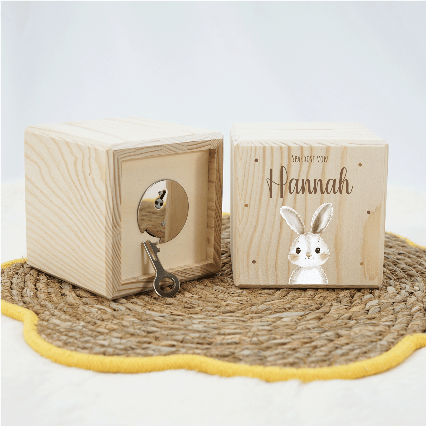 Personalisierte Spardose aus Holz - Hasenmotiv