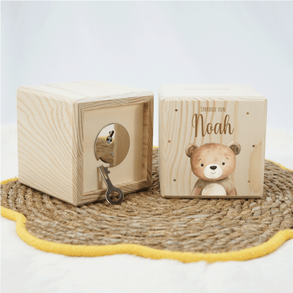 Personalisierte Spardose aus Holz - Süßer Teddybär