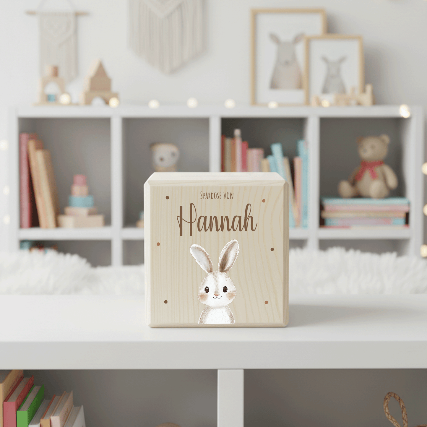 Personalisierte Spardose aus Holz - Hasenmotiv