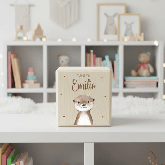Personalisierte Spardose aus Holz - Otter