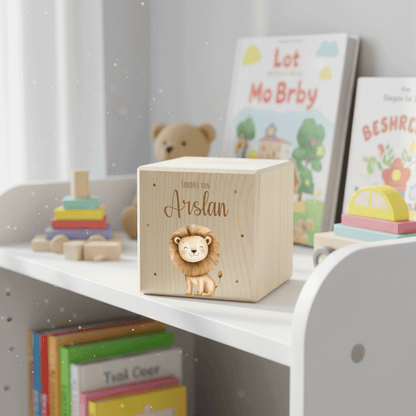Personalisierte Spardose aus Holz - Löwe
