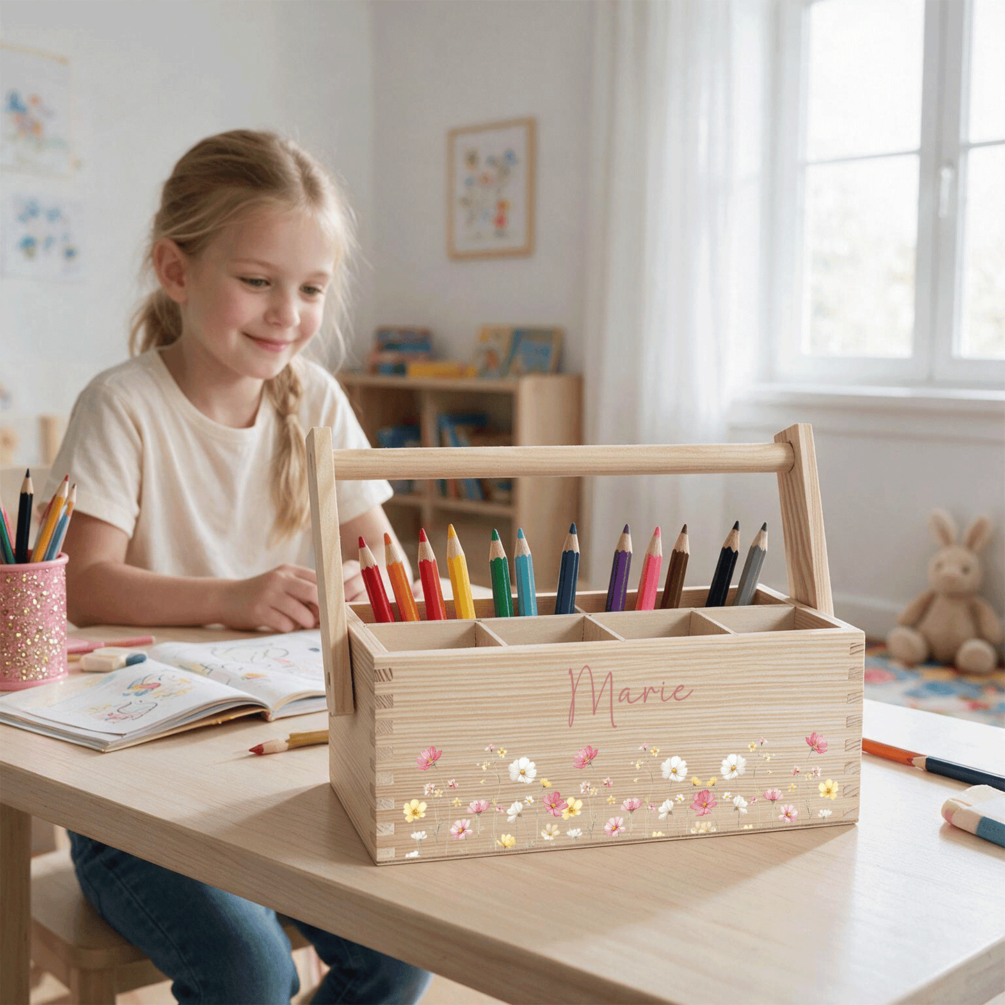 Stiftebox personalisiert - Geschenk zur Einschulung - Rosa Wildblumen